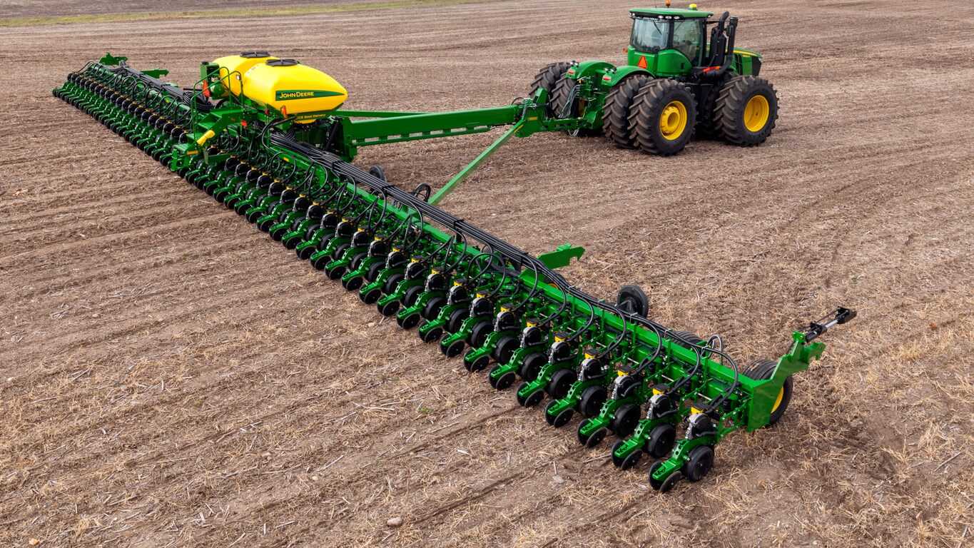 Universal tractor T-100: modifications, specifications and reviews Universal tractor T-100: modifications, specifications and reviews